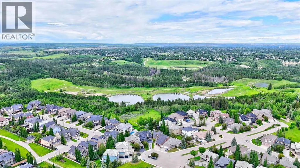14 Evergreen Common SW
