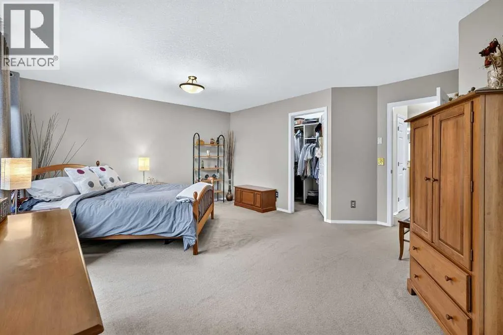 14 Evergreen Common SW