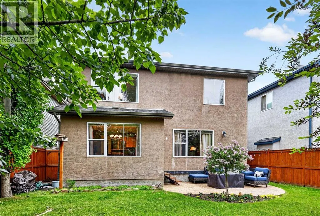 14 Evergreen Common SW