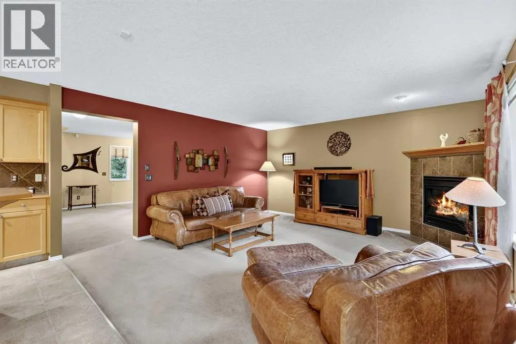 14 Evergreen Common SW