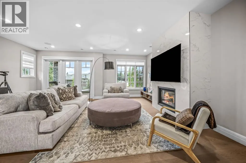 11 Elveden Place SW