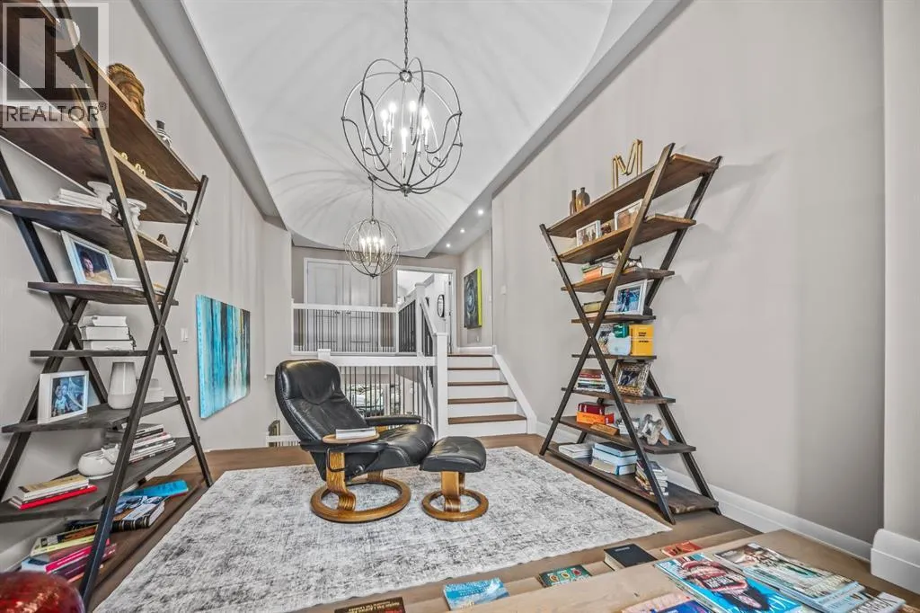 11 Elveden Place SW