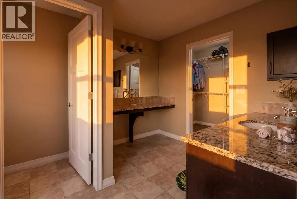 370 Silverado Way SW