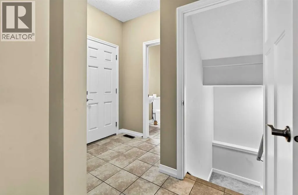 370 Silverado Way SW