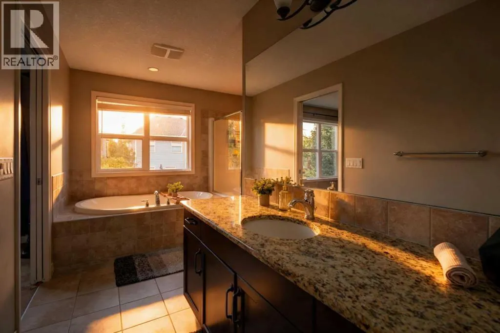 370 Silverado Way SW