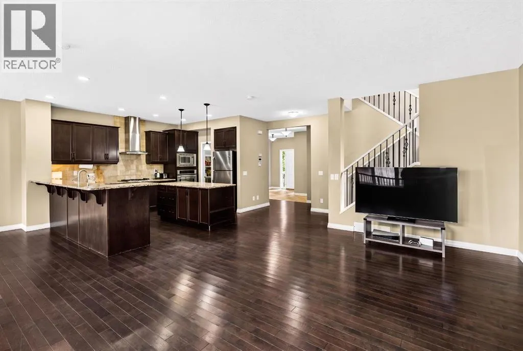 370 Silverado Way SW