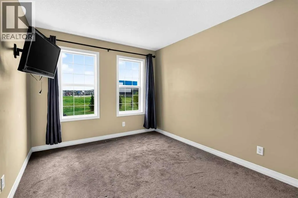 370 Silverado Way SW