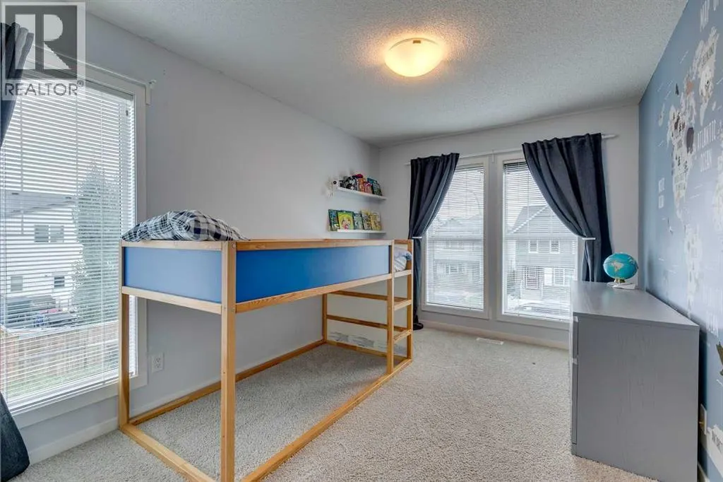 29 Copperpond Parade SE