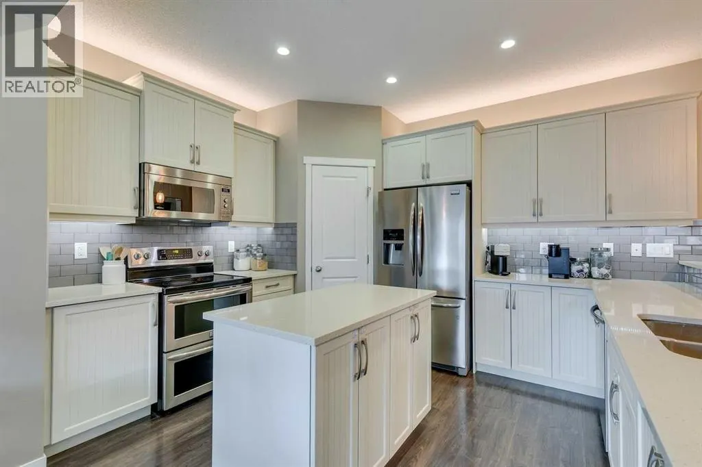 29 Copperpond Parade SE