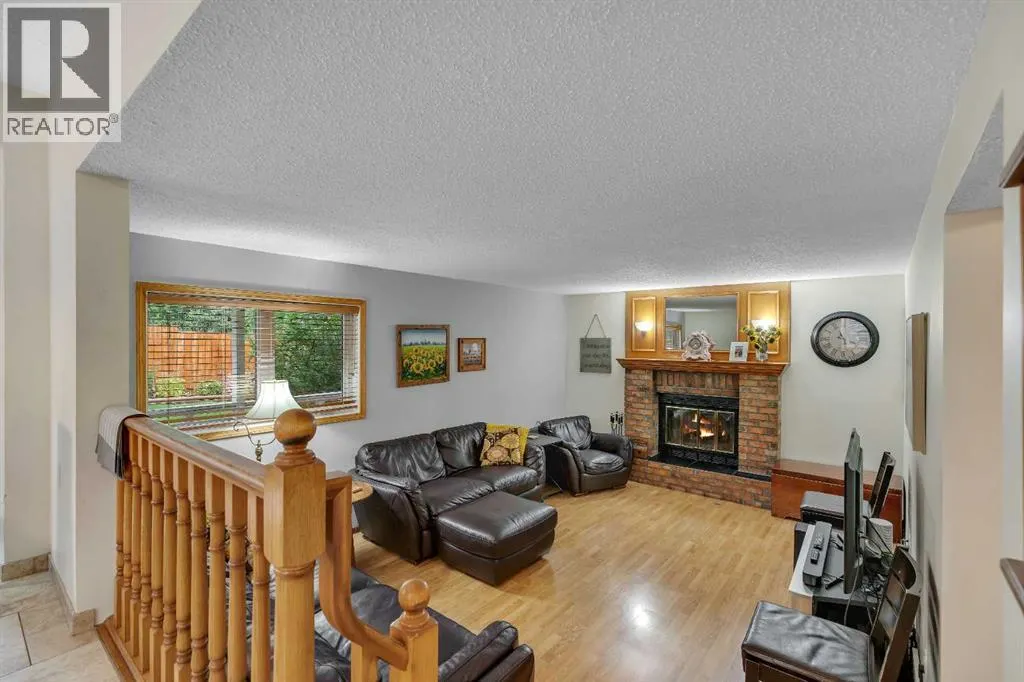 139 Shawnessy Drive SW