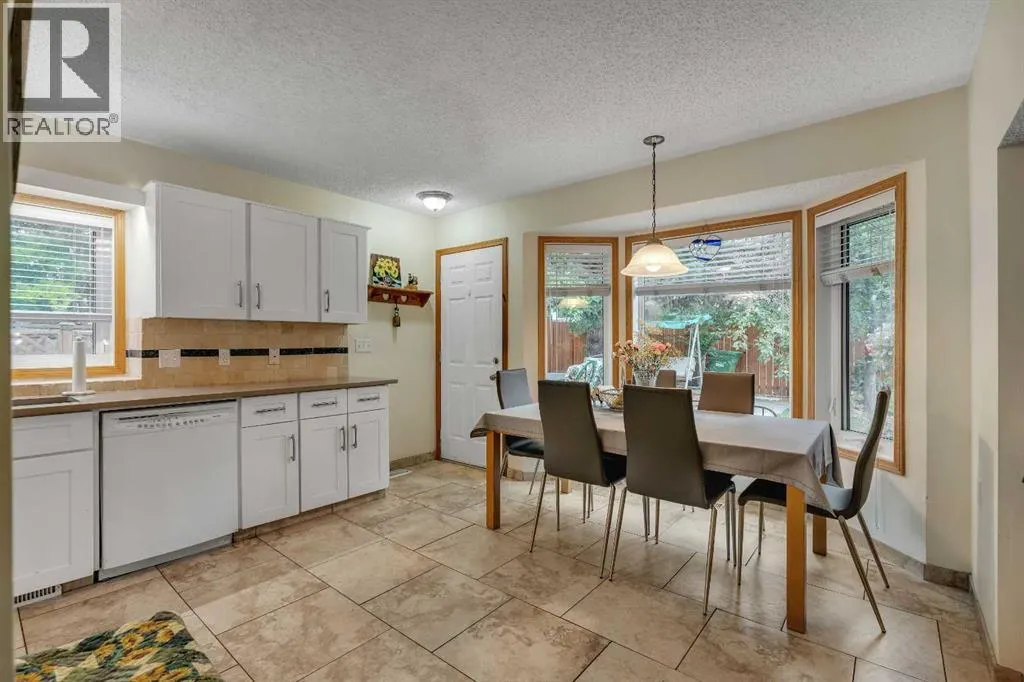 139 Shawnessy Drive SW