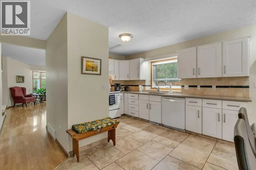 139 Shawnessy Drive SW
