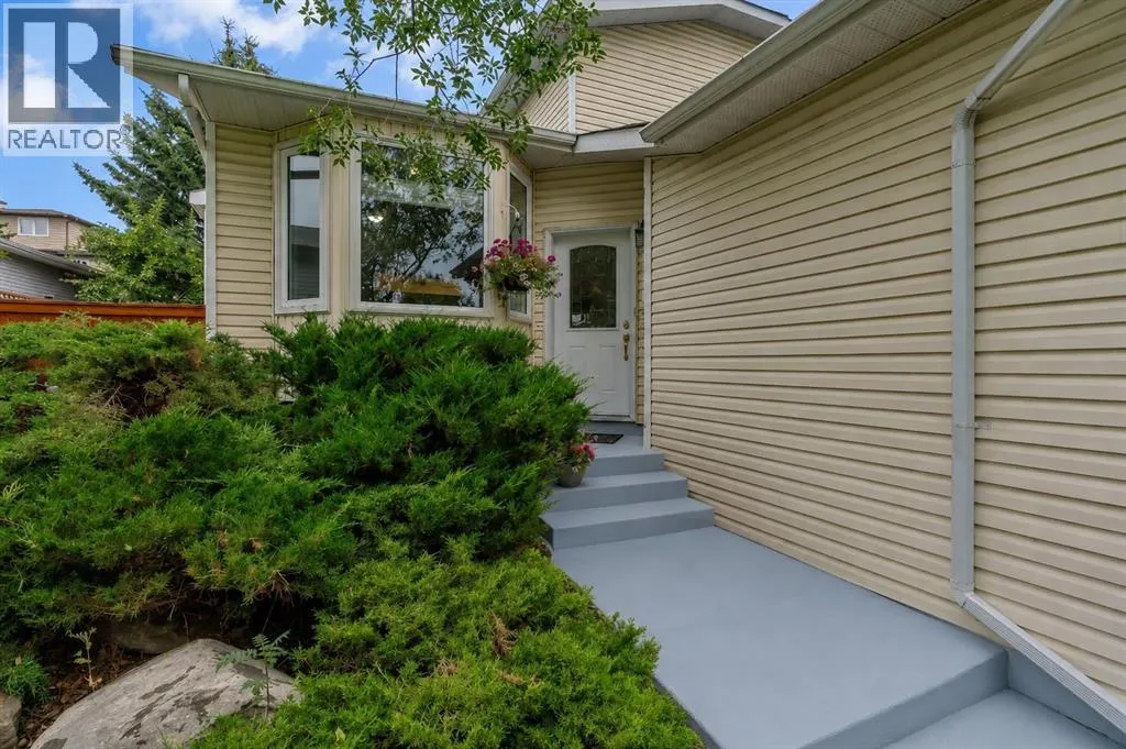 139 Shawnessy Drive SW