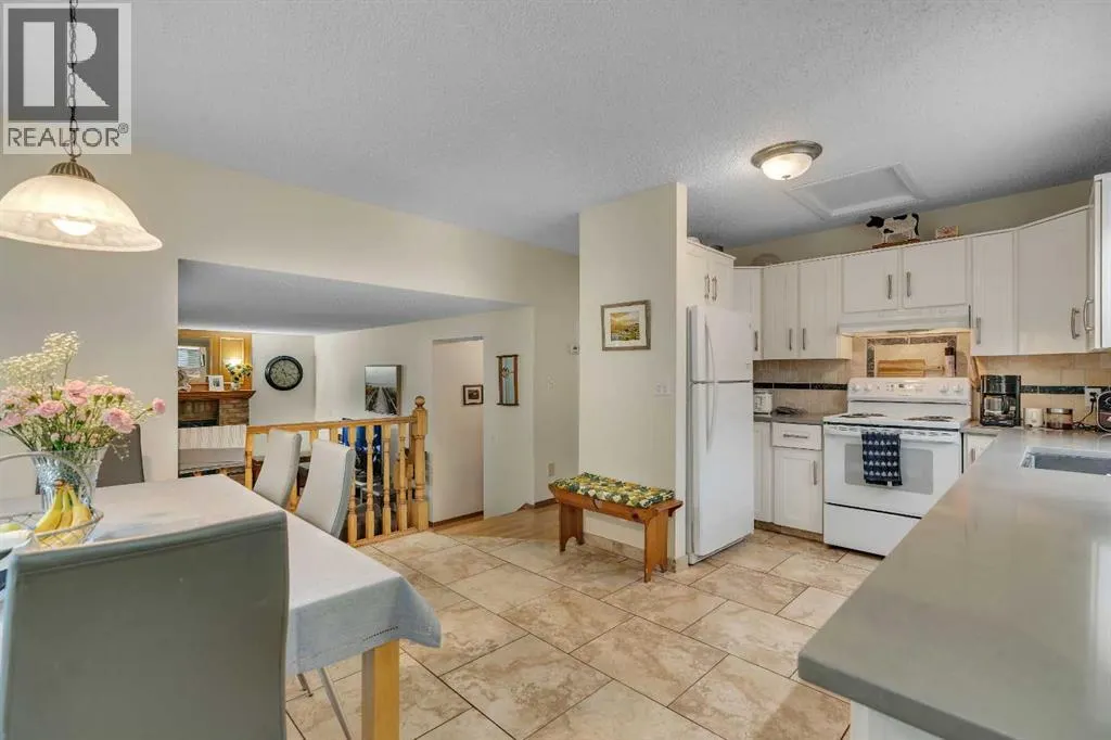 139 Shawnessy Drive SW