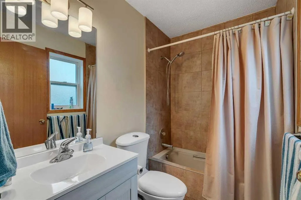 139 Shawnessy Drive SW