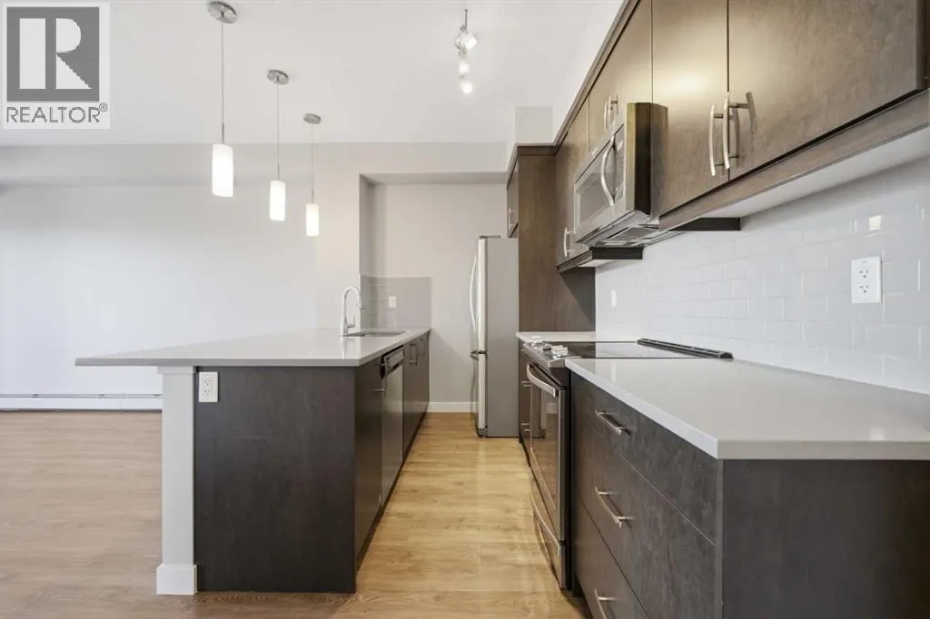 306, 150 Auburn Meadows Manor SE