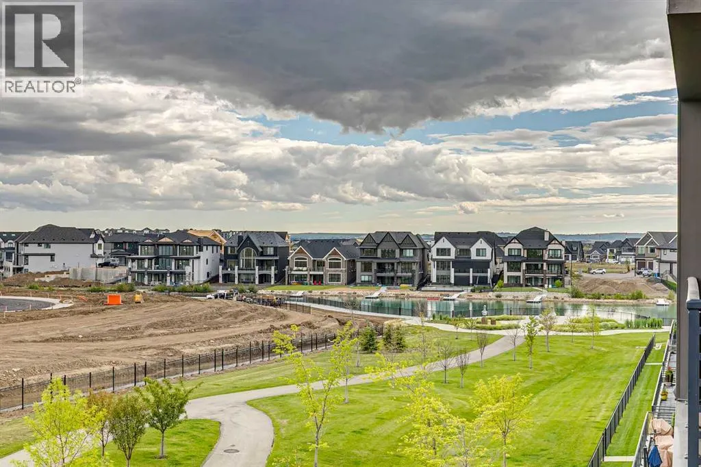 301, 120 Marina Cove SE