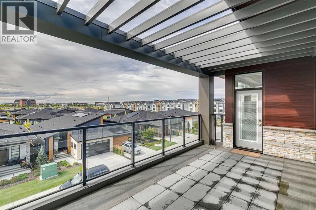 301, 120 Marina Cove SE