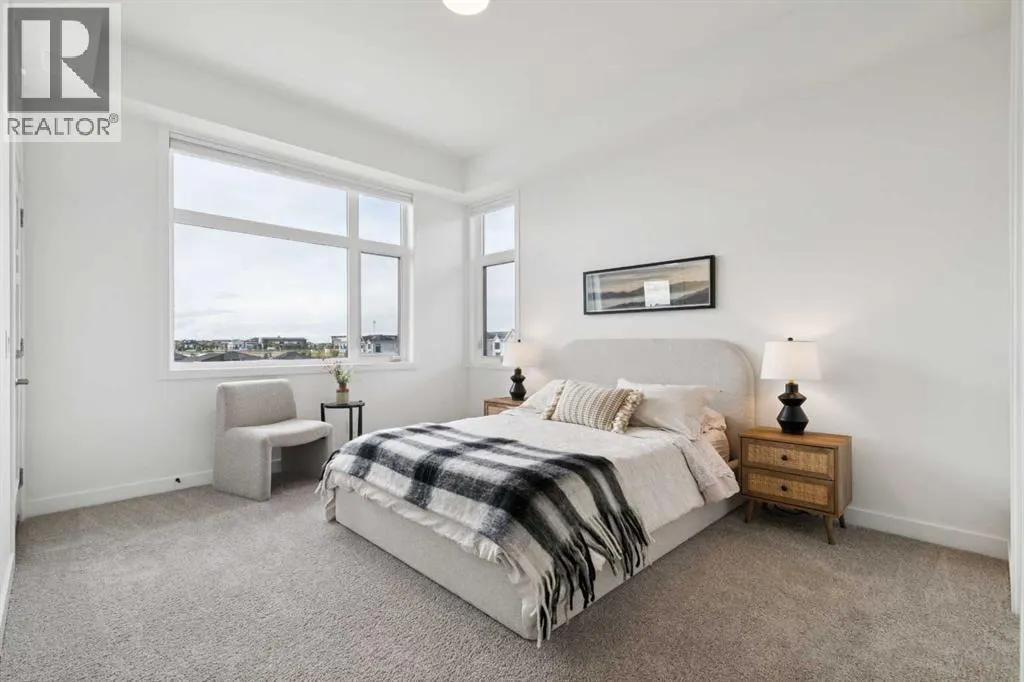 301, 120 Marina Cove SE