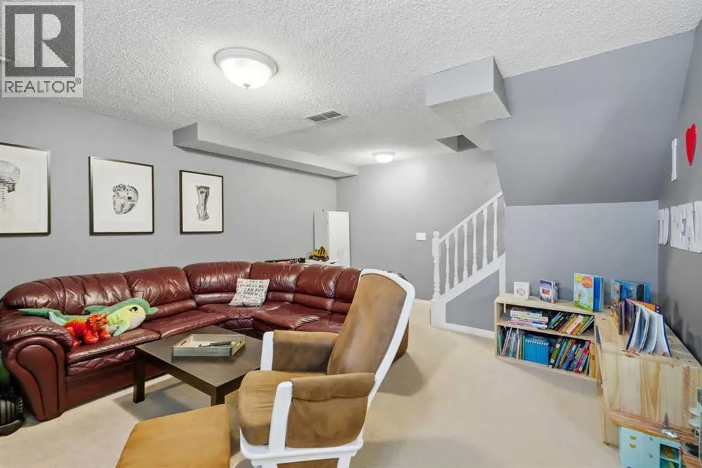 99 Prestwick Circle SE