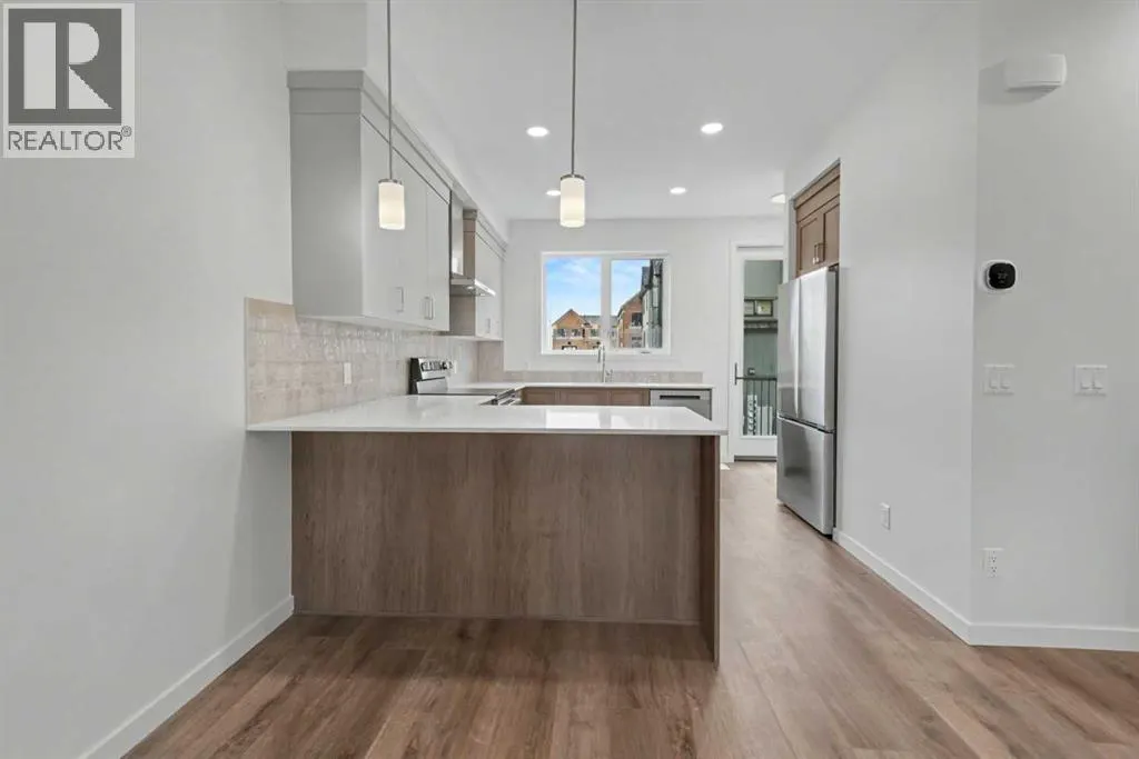 51 Mercado Lane SE