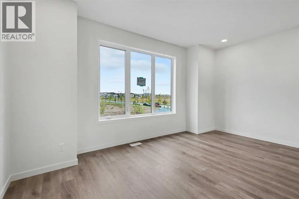 51 Mercado Lane SE