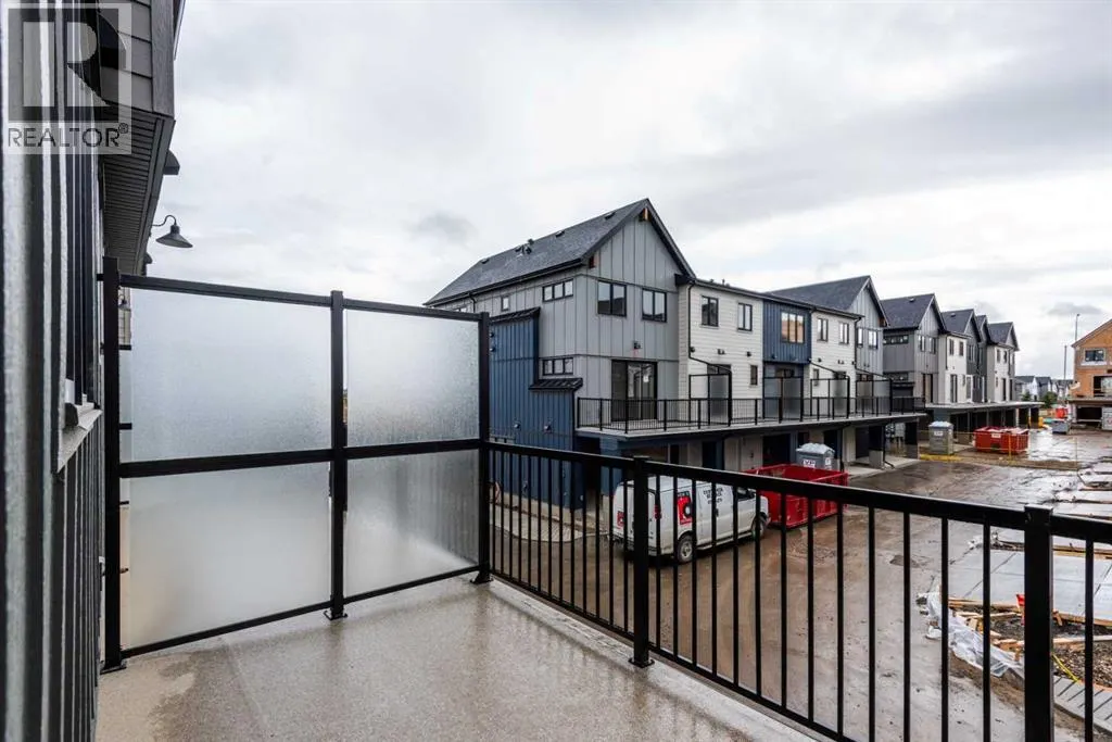 51 Mercado Lane SE