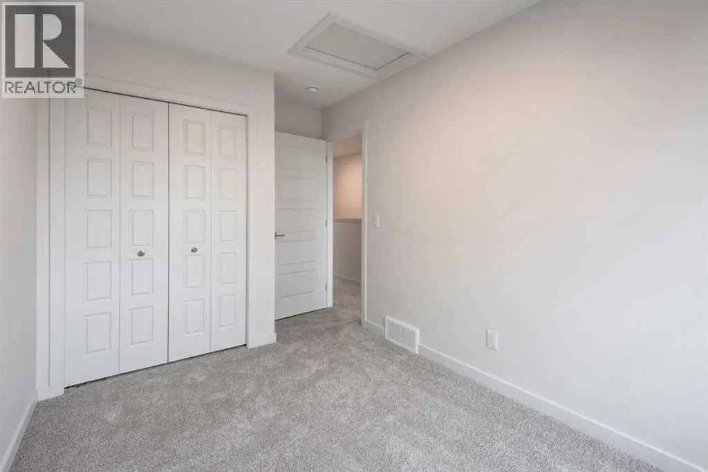 51 Mercado Lane SE