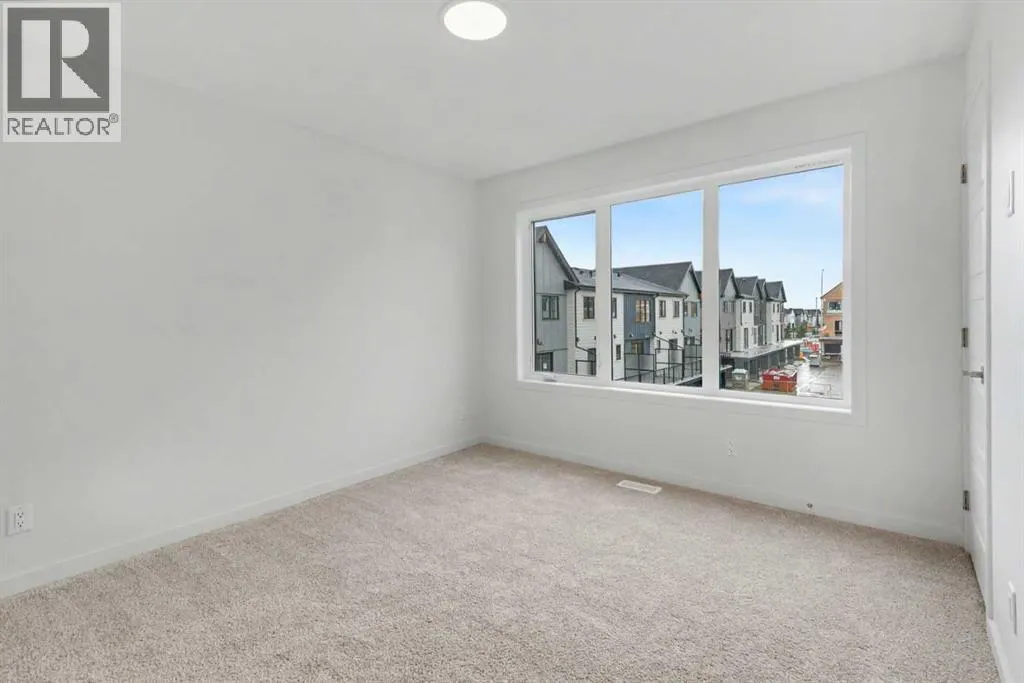 51 Mercado Lane SE