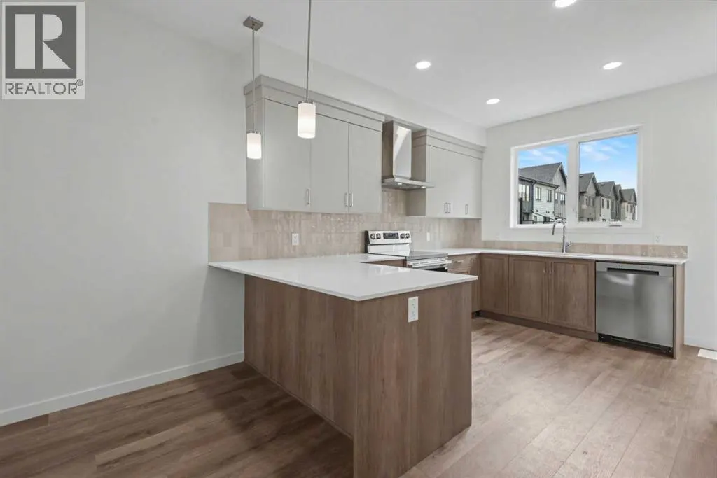 51 Mercado Lane SE