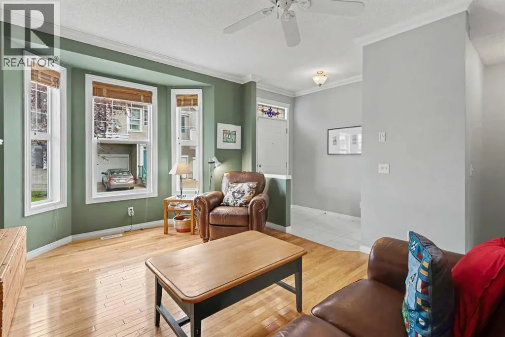 46 Prestwick Gardens SE
