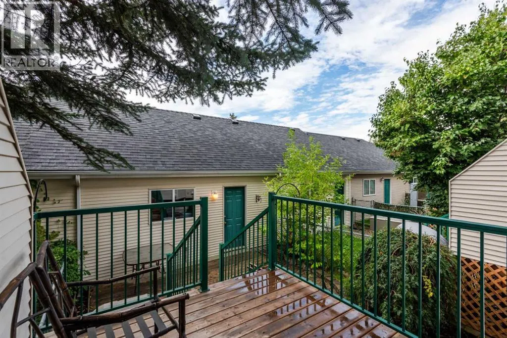 46 Prestwick Gardens SE