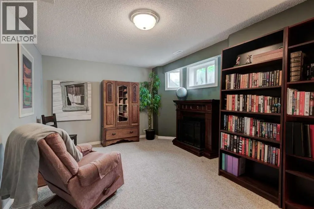 46 Prestwick Gardens SE