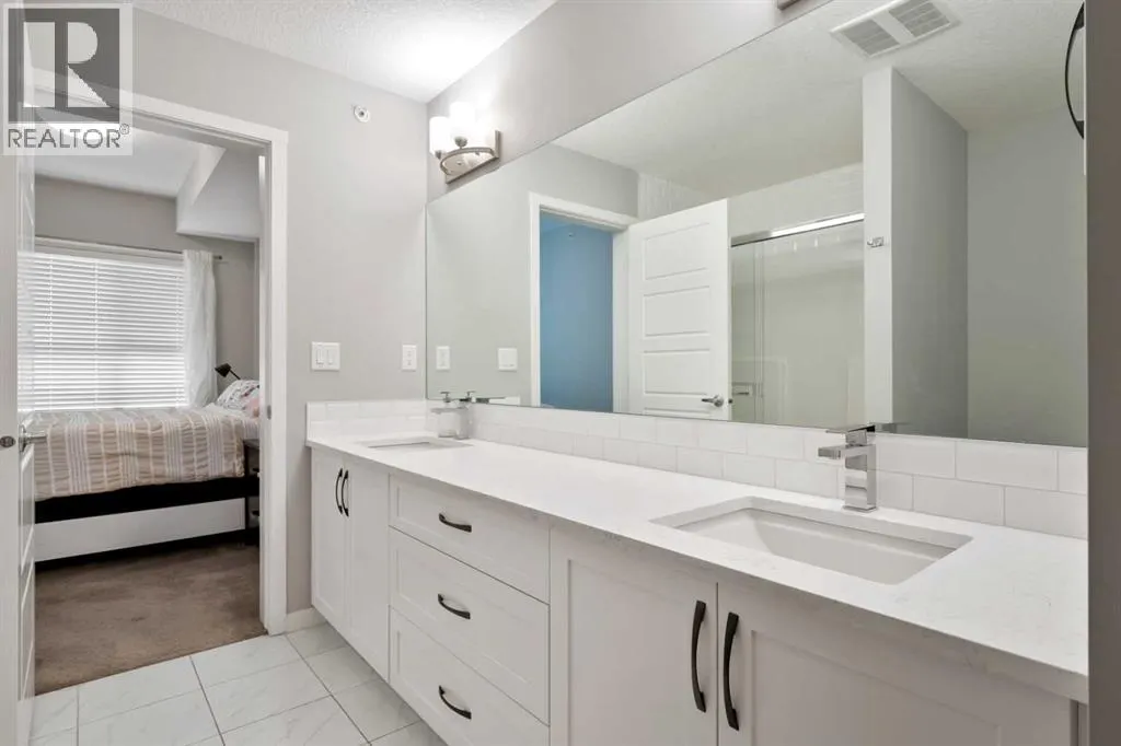 411, 4350 Seton Drive SE