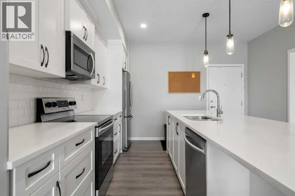 411, 4350 Seton Drive SE