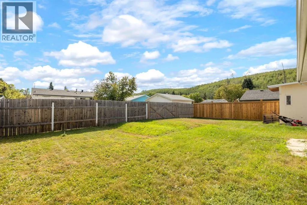 2 Blair Crescent