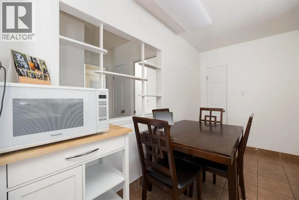 2 Blair Crescent