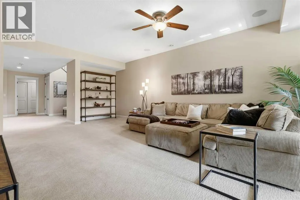 37 Cranbrook Heights SE