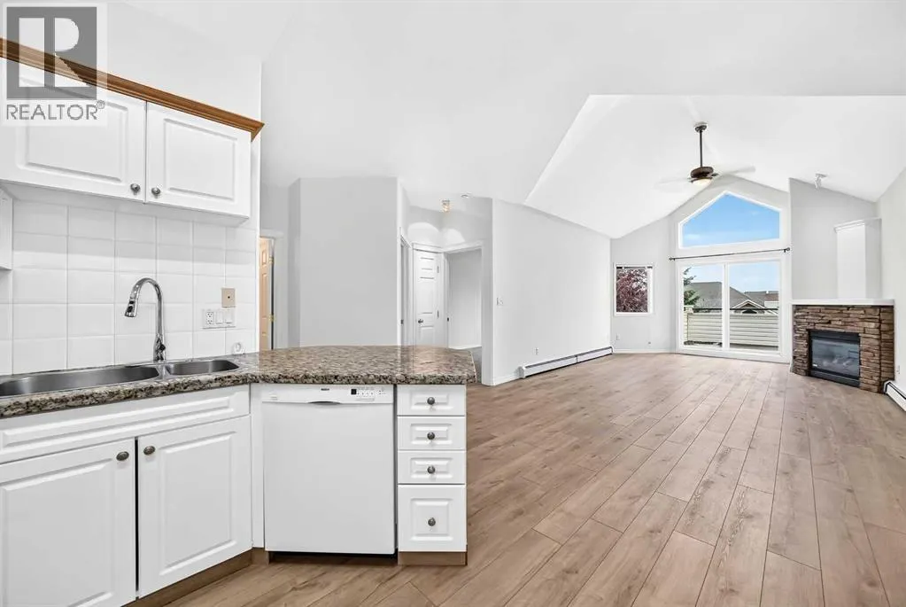 1315, 7451 Springbank Boulevard SW