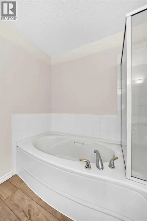 1315, 7451 Springbank Boulevard SW