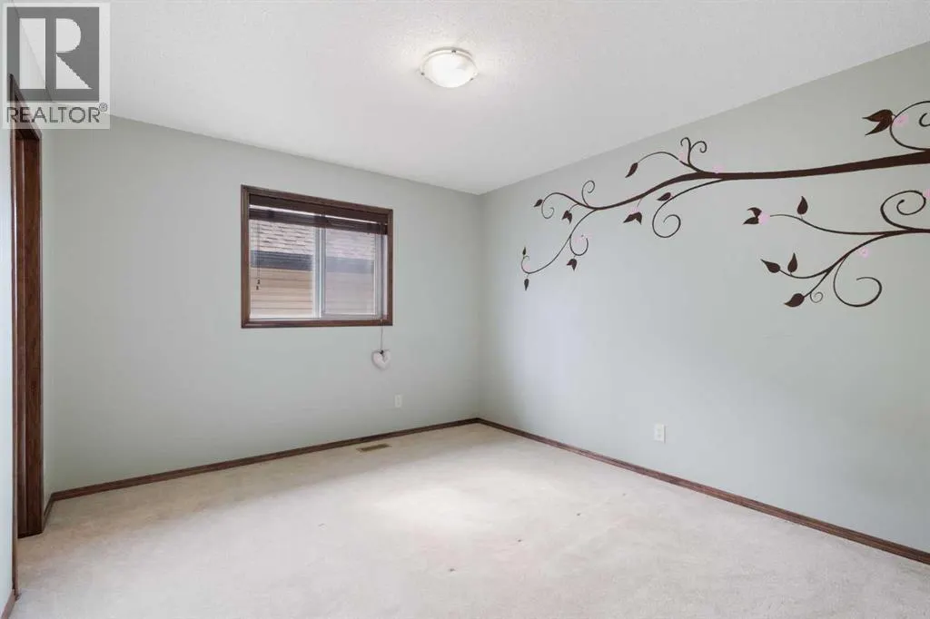 105 cortina Bay SW