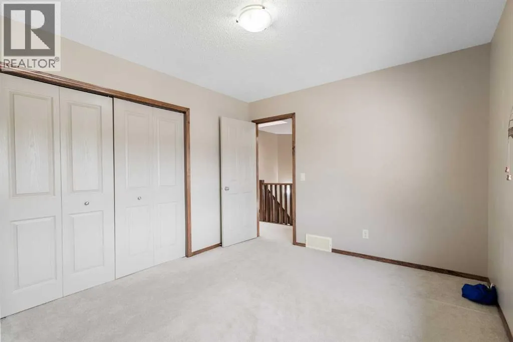 105 cortina Bay SW