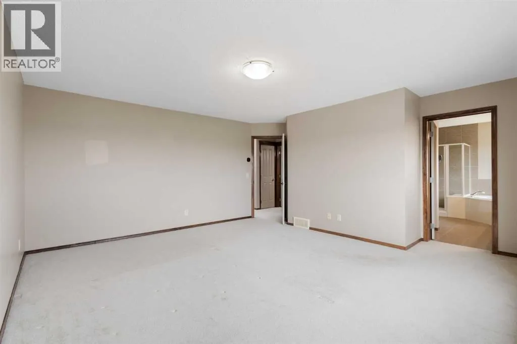 105 cortina Bay SW