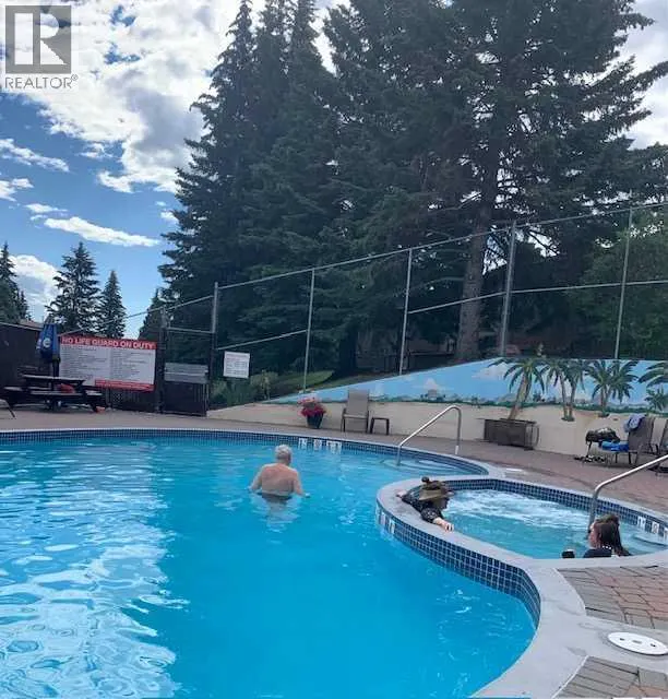 27, 10910 Bonaventure Drive SE