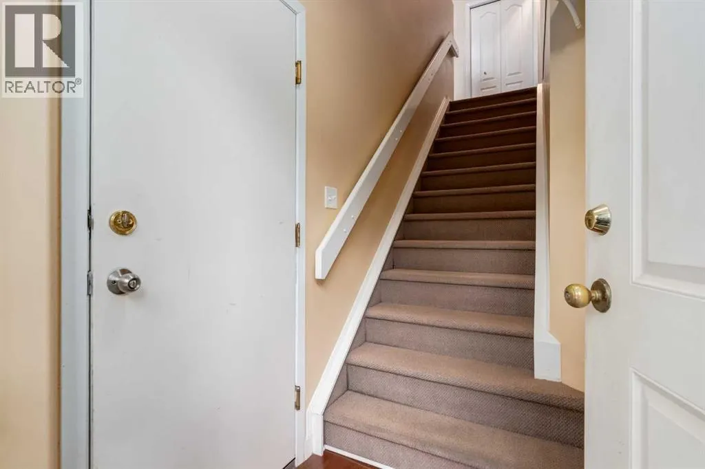 702, 1997 Sirocco Drive SW