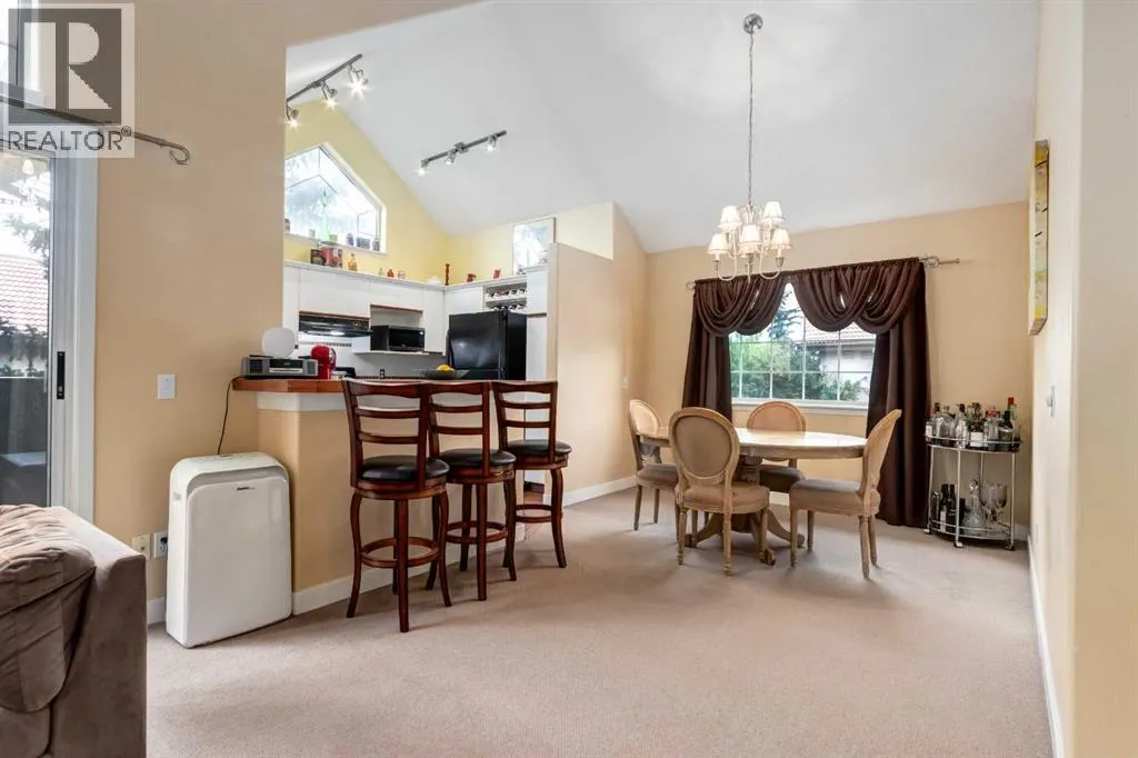 702, 1997 Sirocco Drive SW