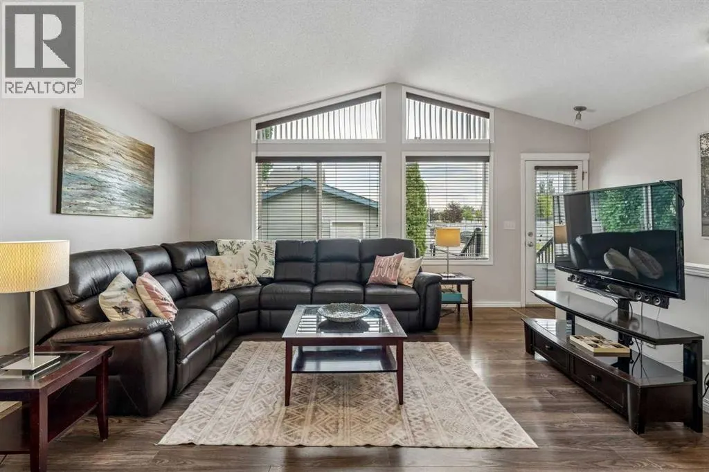 2046 New Brighton Gardens SE