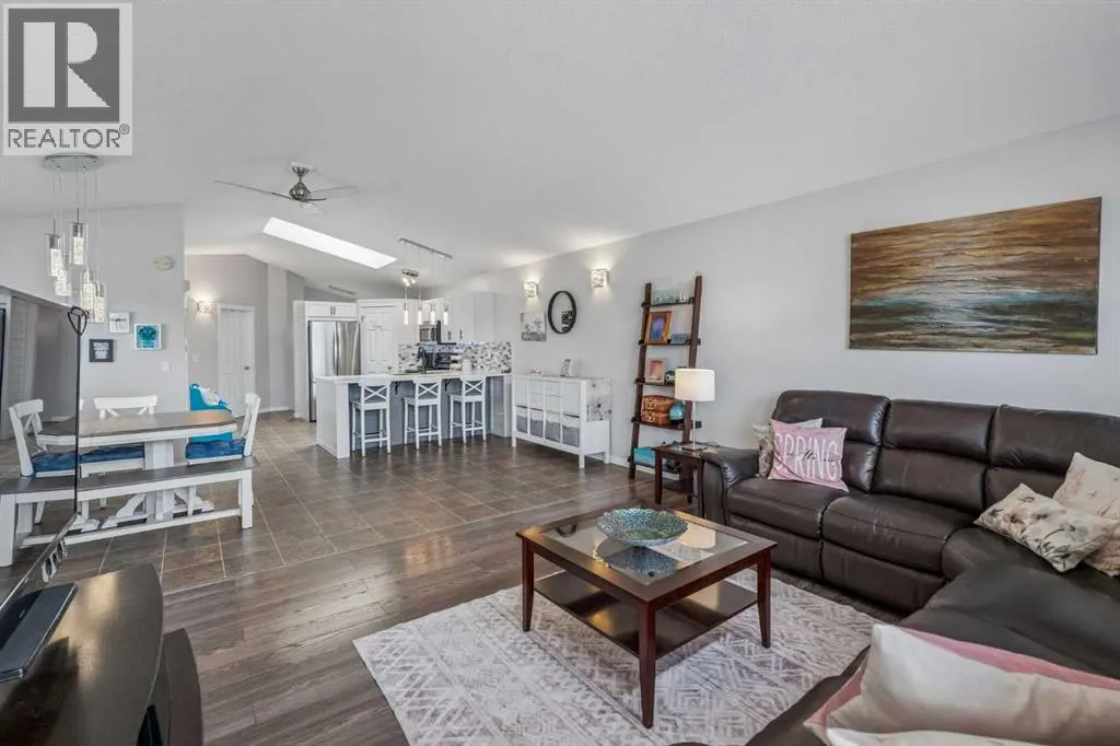 2046 New Brighton Gardens SE