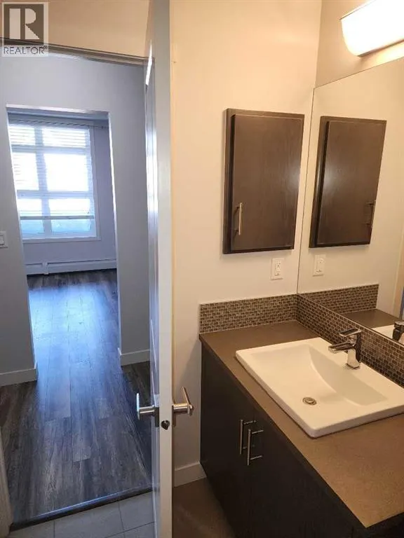 223, 25 Auburn Meadows Avenue SE