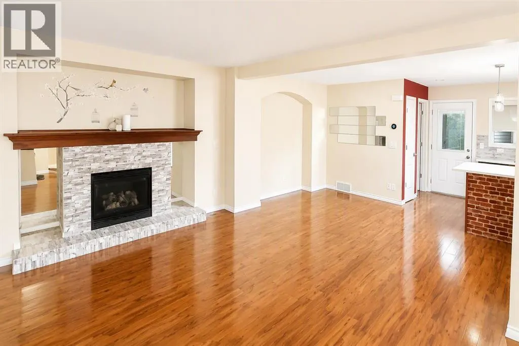 132 Cranberry Lane SE